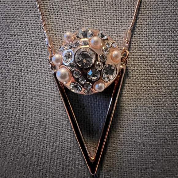 NWOT Ginger Snaps Rose Gold Necklace - Picture 4 of 8